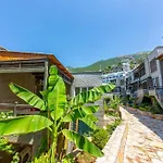 Aquamarine 1, Vlorë
