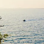Aquamarine 1, * Vlorë