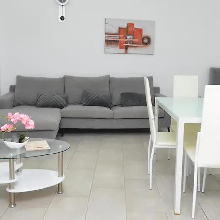 Aquamarine 1, 公寓