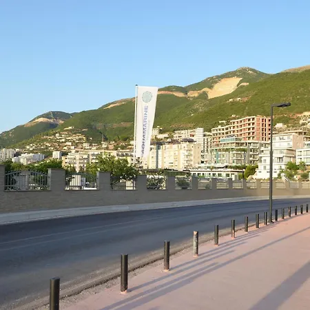 Aquamarine 1, 公寓