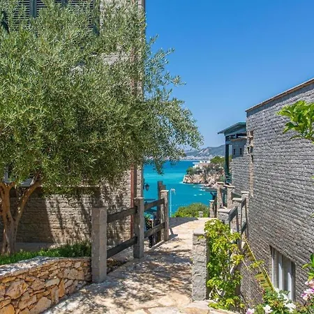 Aquamarine 1, Appartement Vlorë